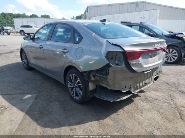 2022 KIA FORTE 3KPF24ADXNE457054 Photo 2