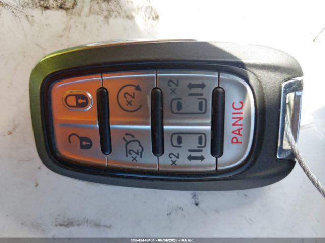 2018 CHRYSLER PACIFICA 2C4RC1FG2JR212253 Photo 10