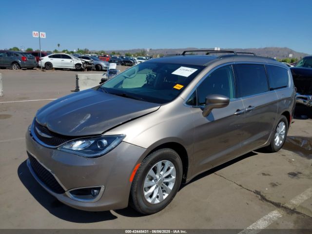 2018 CHRYSLER PACIFICA 2C4RC1FG2JR212253 Photo 1