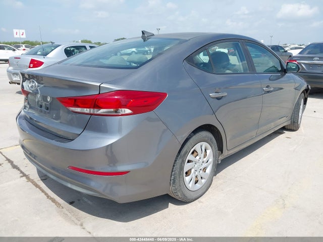 5NPD74LF0JH393216 Hyundai mpi nu