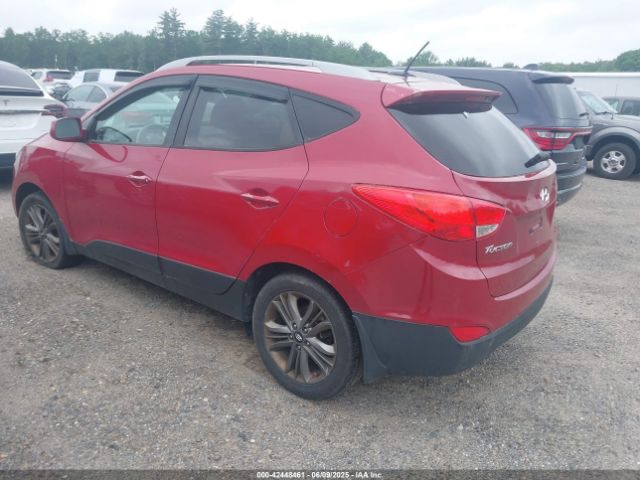 KM8JU3AG2FU955644 Hyundai TUCSON SE