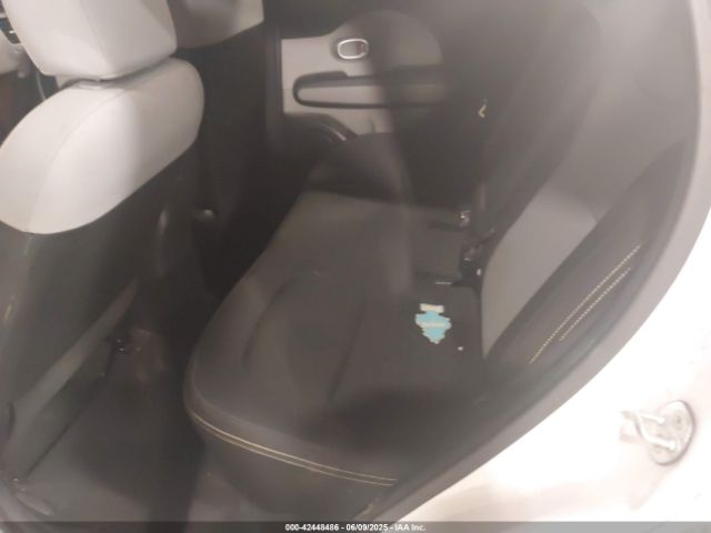 KNDJP3A5XF7115779 KIA SOUL +