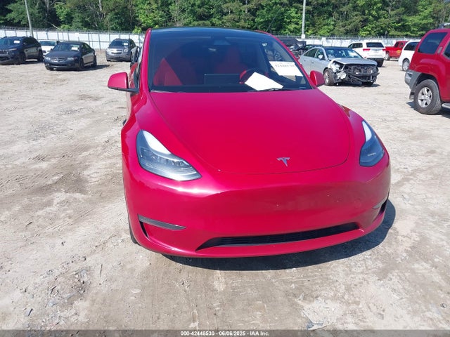 7SAYGDEE8PA162061 Tesla Model Y