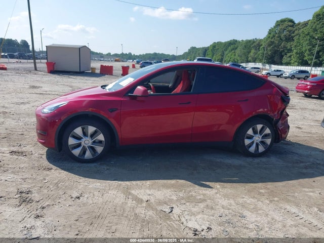 7SAYGDEE8PA162061 Tesla Model Y