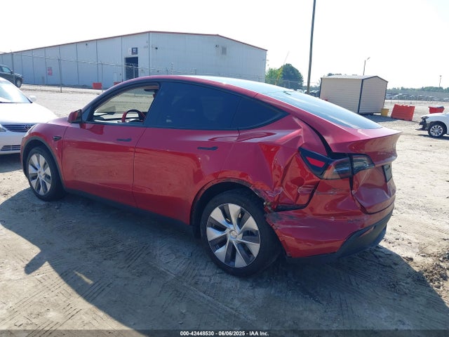 2023 TESLA MODEL Y 7SAYGDEE8PA162061 Photo 2