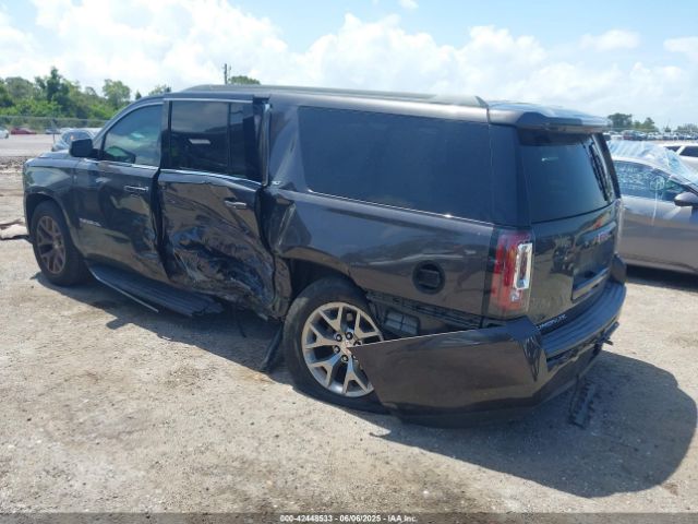 2017 GMC YUKON XL 1GKS1GKC6HR396923 Photo 2