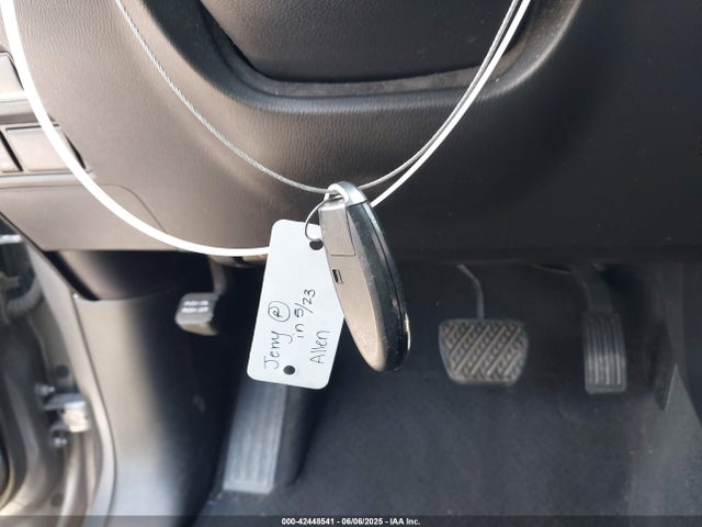 JN8AZ2NF2G9611886 Infiniti QX80