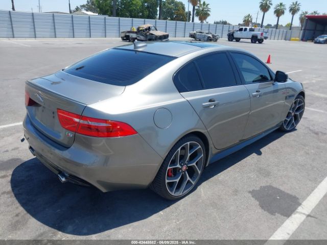 2018 JAGUAR XE SAJAG4FV6JCP38672 Photo 3