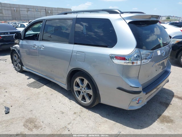 Toyota 2gr-fks 2017 5TDXZ3DC2HS873638 Image 3