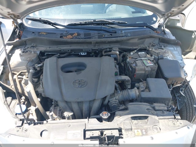 3MYDLBYV4JY327790 Toyota p5v