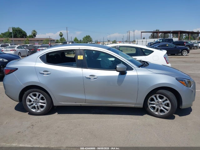3MYDLBYV4JY327790 Toyota p5v