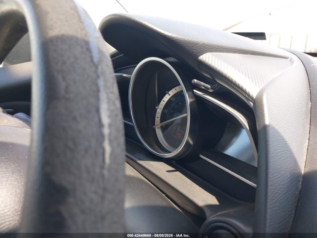 3MYDLBYV4JY327790 Toyota p5v