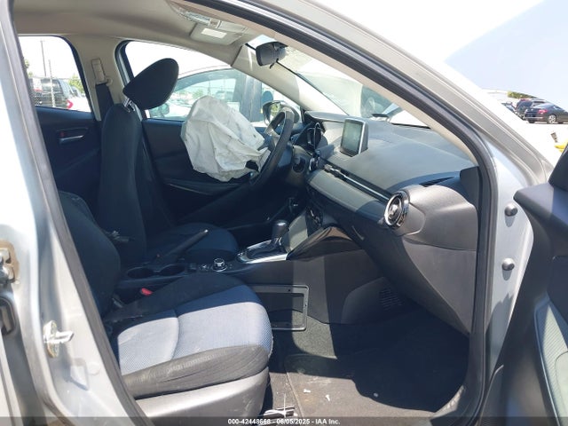 3MYDLBYV4JY327790 Toyota p5v