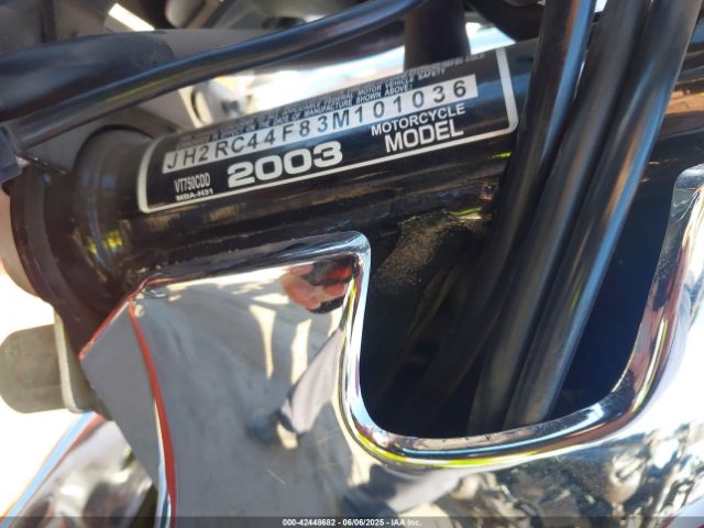 2003 HONDA VT750 JH2RC44F83M101036 Photo 9