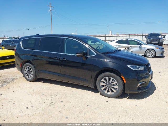 Chrysler Pacifica Hybrid Select 2024 2C4RC1S70RR169467 Image 13