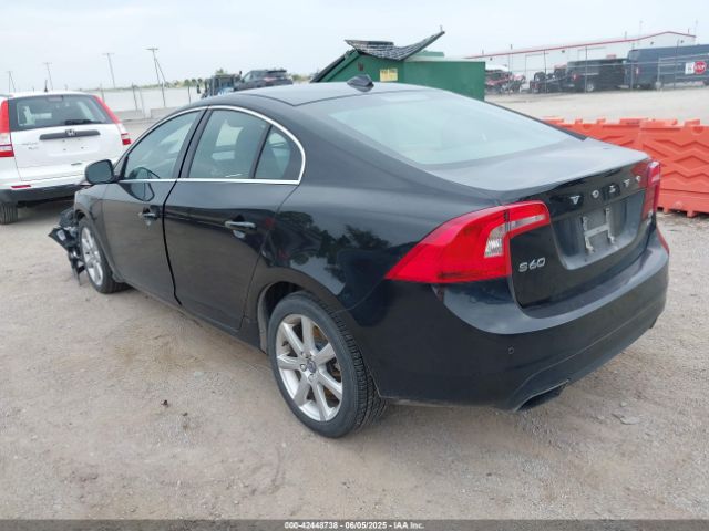 2016 VOLVO S60 YV1612TKXG2399394 Photo 2