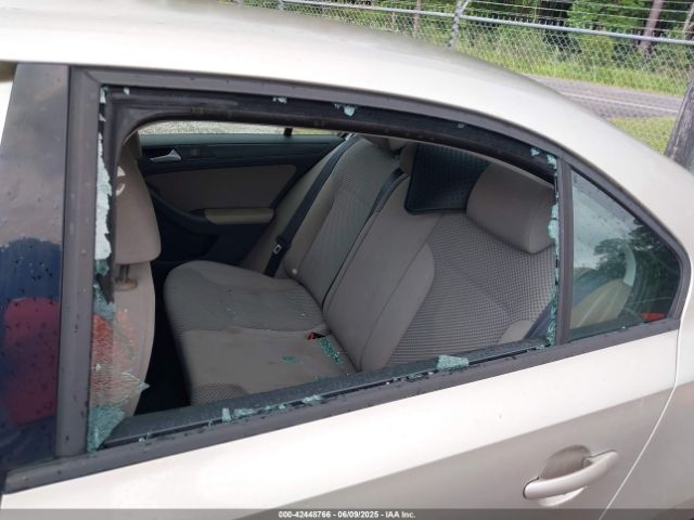 3VW2K7AJ7EM233734 Volkswagen Jetta 2.0l S