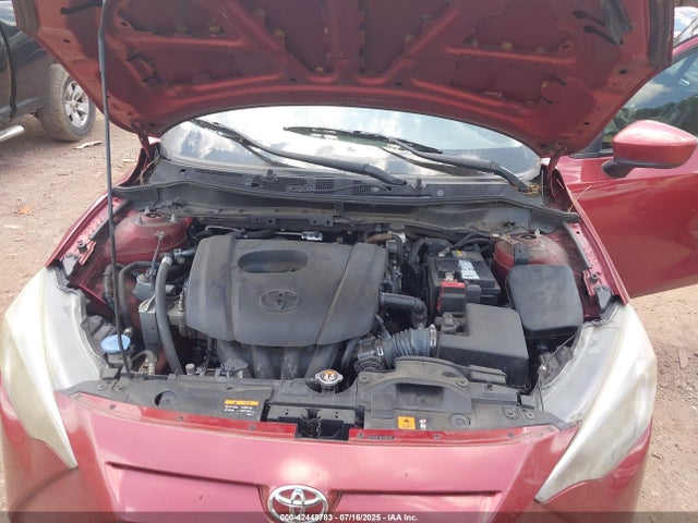 3MYDLBYV2JY325701 Toyota p5v