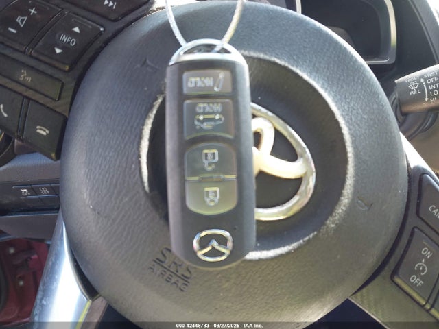 3MYDLBYV2JY325701 Toyota p5v