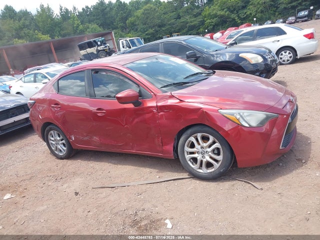 3MYDLBYV2JY325701 Toyota p5v