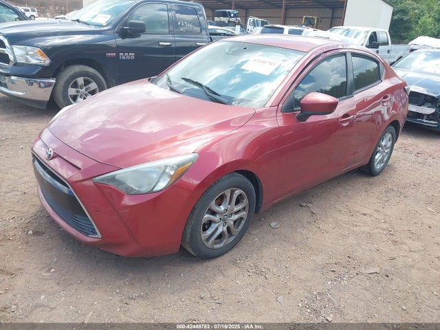 3MYDLBYV2JY325701 Toyota p5v