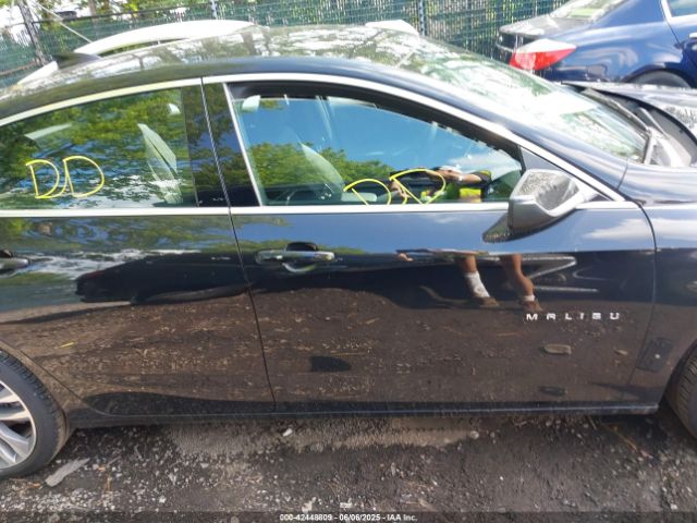 1G1ZD5ST0SF153096 Chevrolet Malibu Fwd 1lt