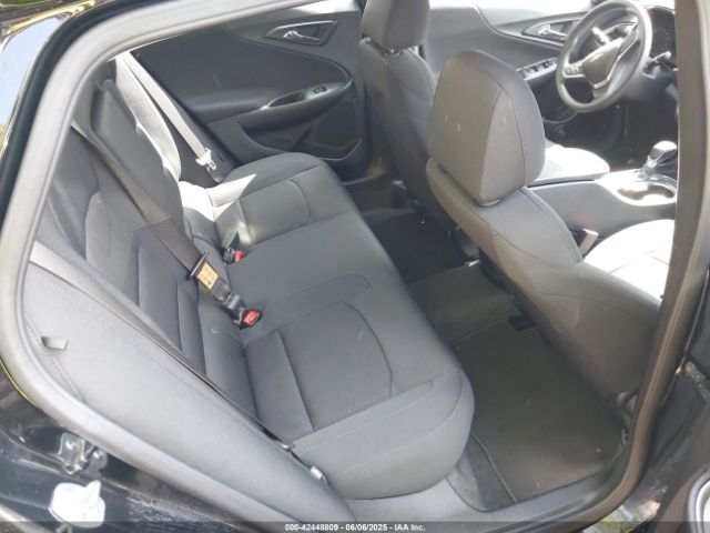 1G1ZD5ST0SF153096 Chevrolet Malibu Fwd 1lt