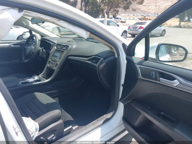 Ford 2017 2017 3FA6P0H76HR215813 Image 5
