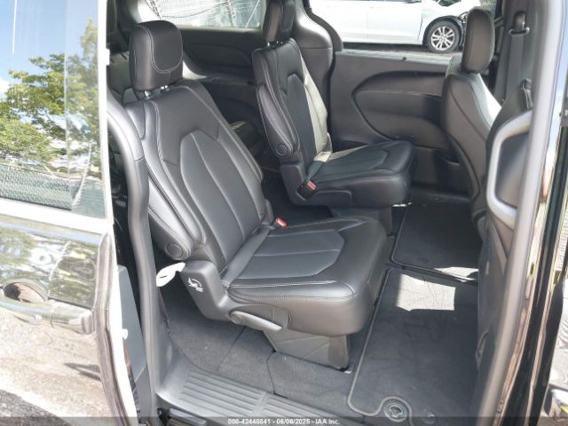 2025 CHRYSLER PACIFICA 2C4RC1BG3SR584689 Photo 7