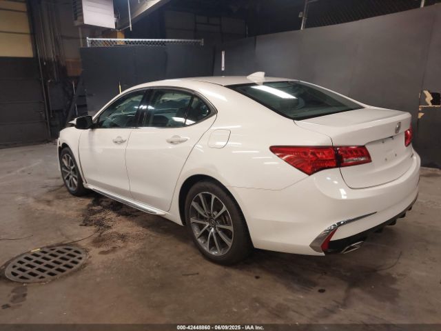 2018 ACURA TLX 19UUB3F51JA001462 Photo 2