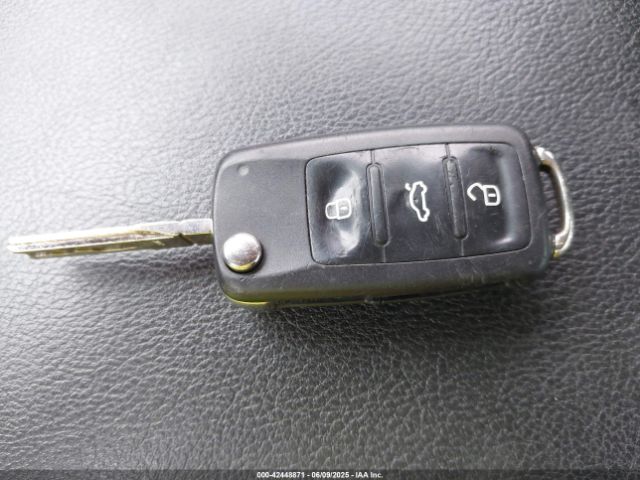 1VWAT7A30HC016476 Volkswagen 1.8 tsi