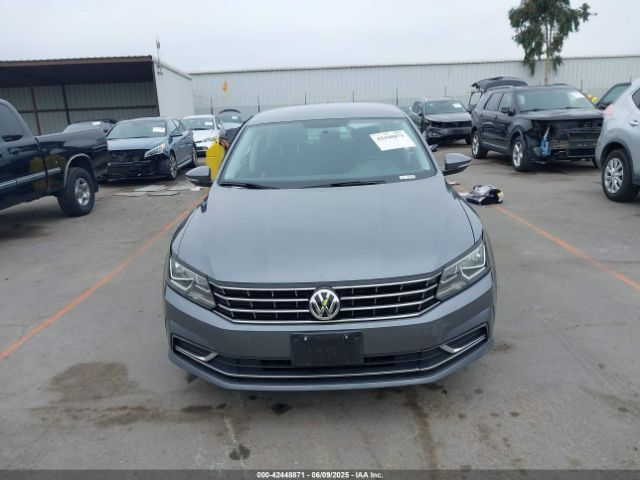 1VWAT7A30HC016476 Volkswagen 1.8 tsi