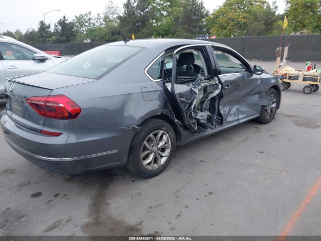 1VWAT7A30HC016476 Volkswagen 1.8 tsi