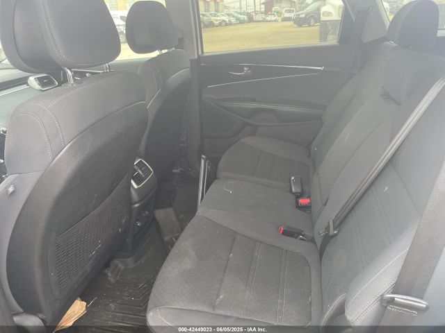 5XYPGDA55HG216167 KIA Sorento Lx/l
