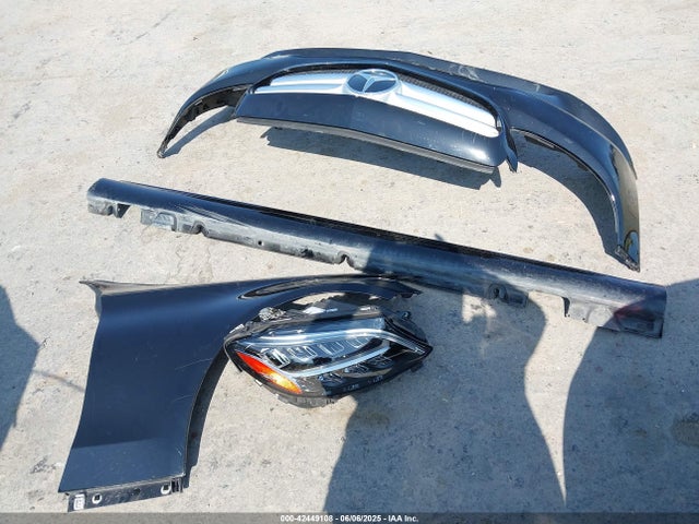 W1KWF8DB1MR609558 Mercedes-Benz m264