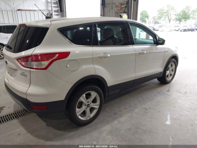 1FMCU0GX7GUC82642 Ford Escape