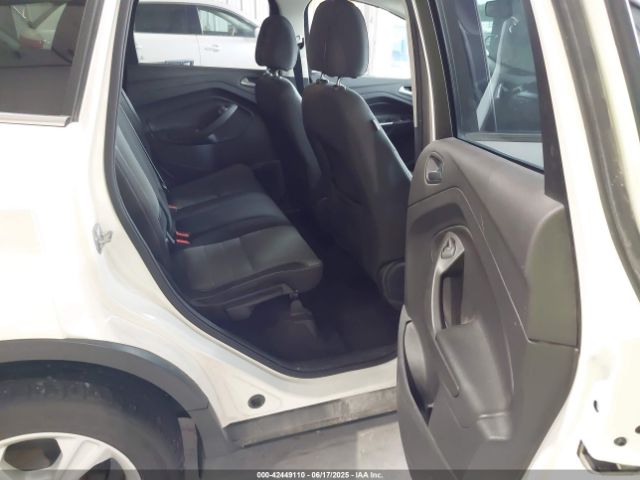 1FMCU0GX7GUC82642 Ford Escape