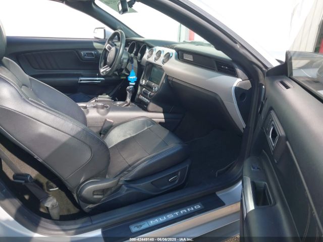 2016 FORD MUSTANG 1FATP8UH8G5274945 Photo 4