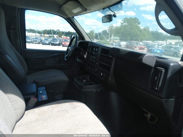 Chevrolet l20 2015 1GCWGFCF2F1161512 Image 5