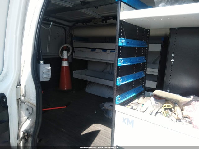 Chevrolet l20 2015 1GCWGFCF2F1161512 Image 8