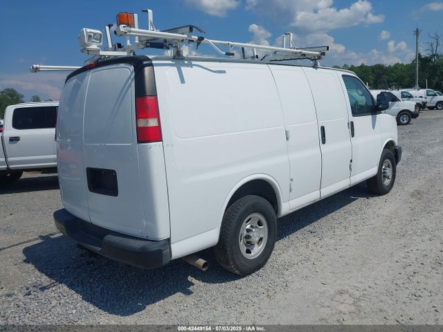 Chevrolet l20 2015 1GCWGFCF7F1159884 Image 4