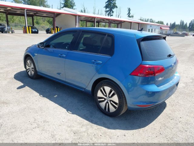 WVWKP7AU1GW903960 Volkswagen 2016