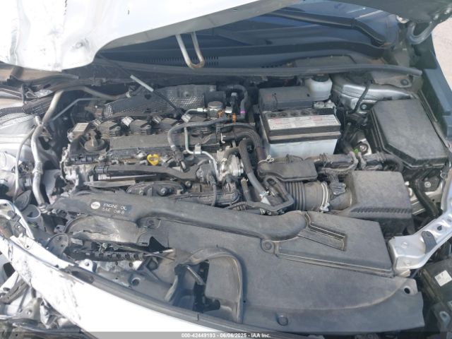 JTND4MBE9P3213717 Toyota COROLLA SE