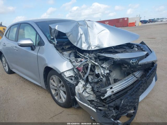 JTND4MBE9P3213717 Toyota COROLLA SE