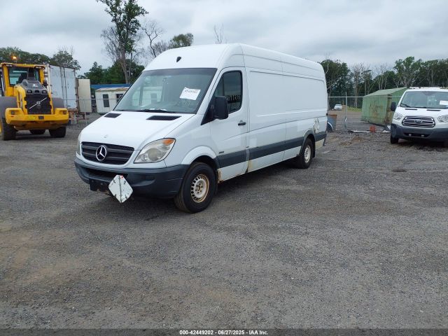 2011 MERCEDES-BENZ SPRINTER 2500 WD3PE8CB7B5587499 Photo 1
