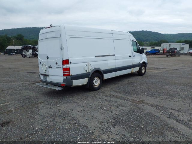 2011 MERCEDES-BENZ SPRINTER 2500 WD3PE8CB7B5587499 Photo 3