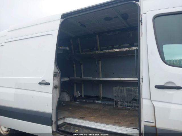 2011 MERCEDES-BENZ SPRINTER 2500 WD3PE8CB7B5587499 Photo 7