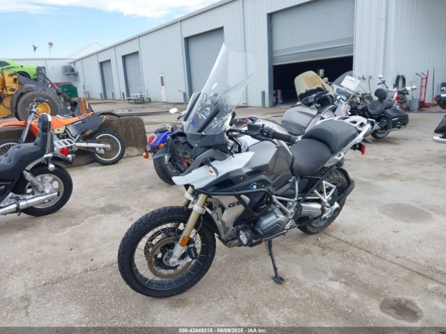 2017 BMW R1200 WB10A6100HZ656248 Photo 1