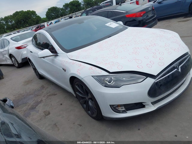 2013 TESLA MODEL S 5YJSA1CN0DFP07352 Photo 0