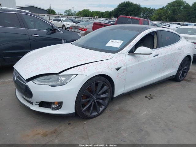 2013 TESLA MODEL S 5YJSA1CN0DFP07352 Photo 1